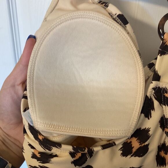 Kona Sol- cheetah print one piece swimsuit- size small - Picture 7 of 8